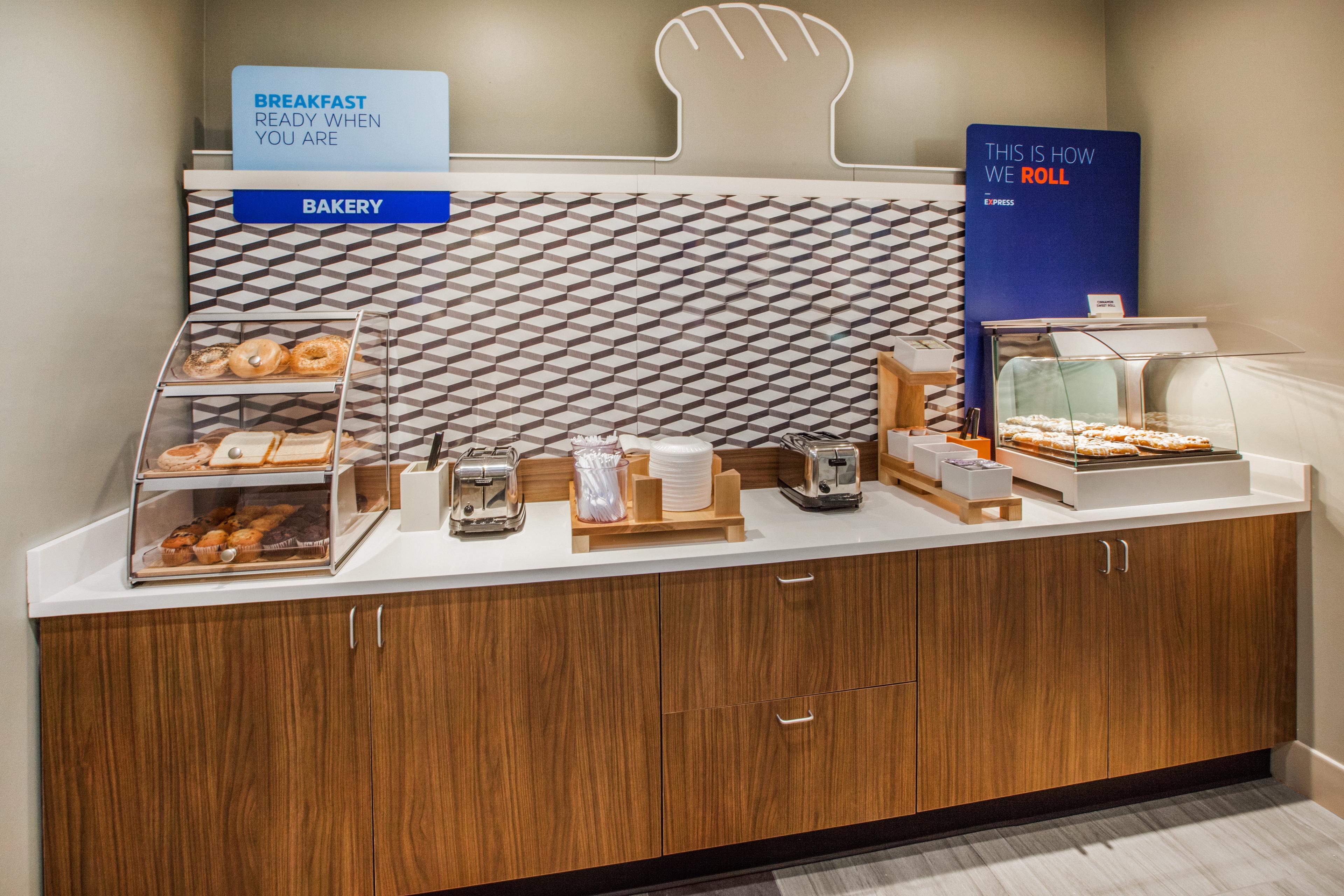 Holiday Inn Express & Suites Vaughan-Southwest By Ihg מראה חיצוני תמונה