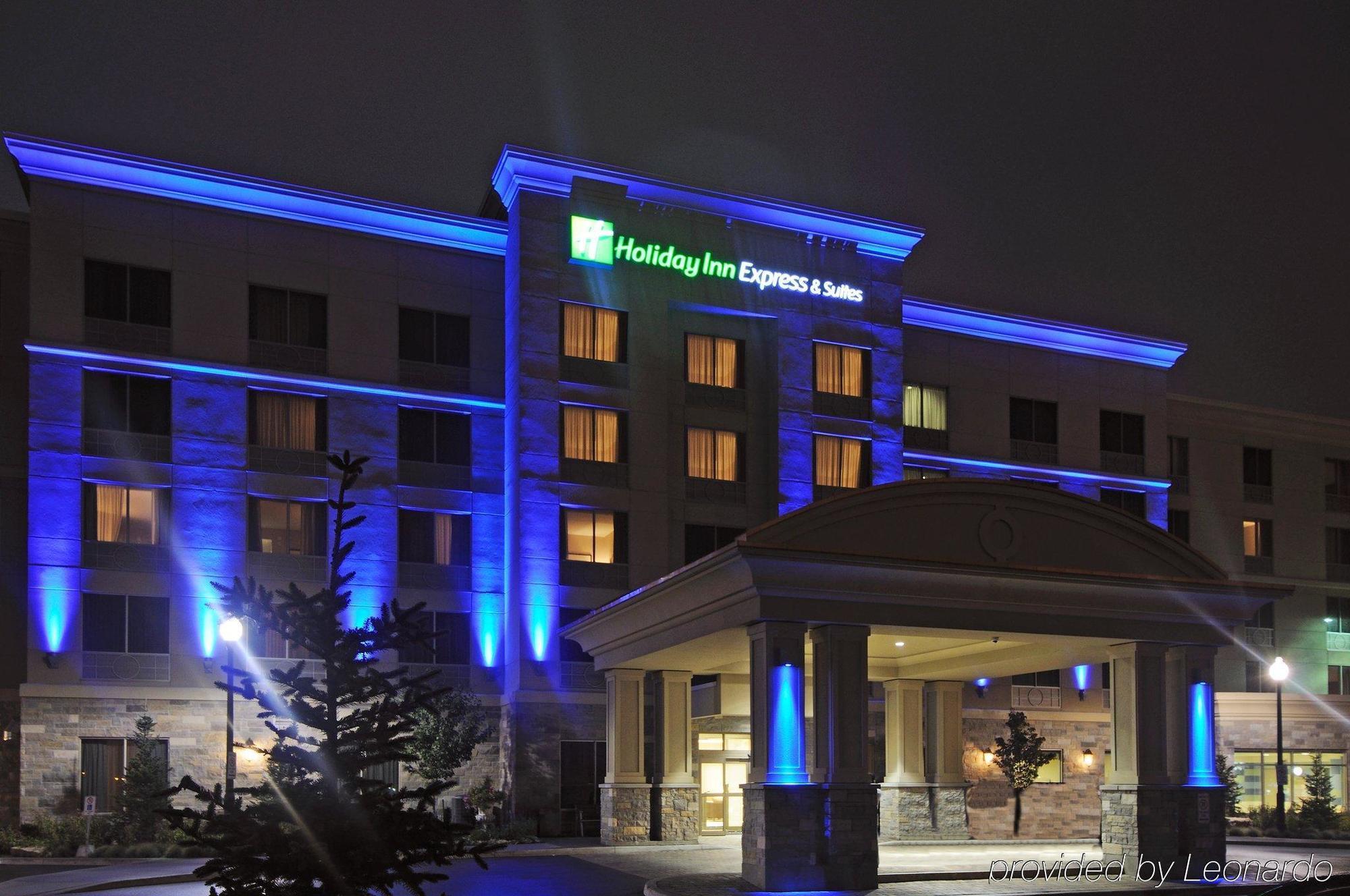 Holiday Inn Express & Suites Vaughan-Southwest By Ihg מראה חיצוני תמונה